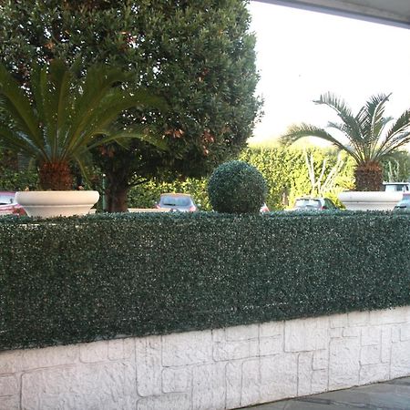 קאסוריה Hotel Daytona Palace מראה חיצוני תמונה
