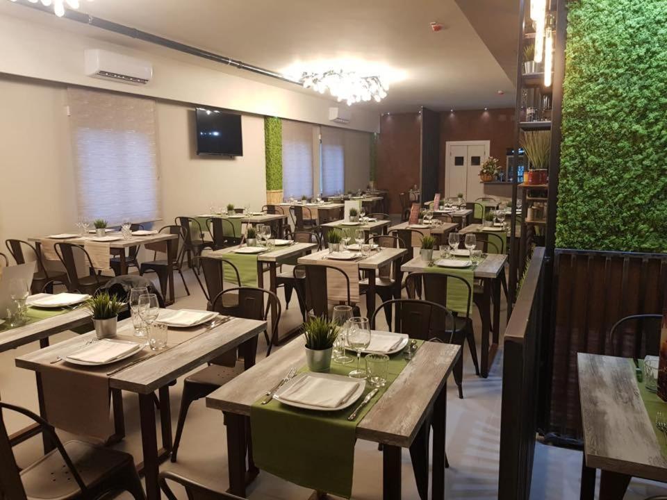 קאסוריה Hotel Daytona Palace מראה חיצוני תמונה