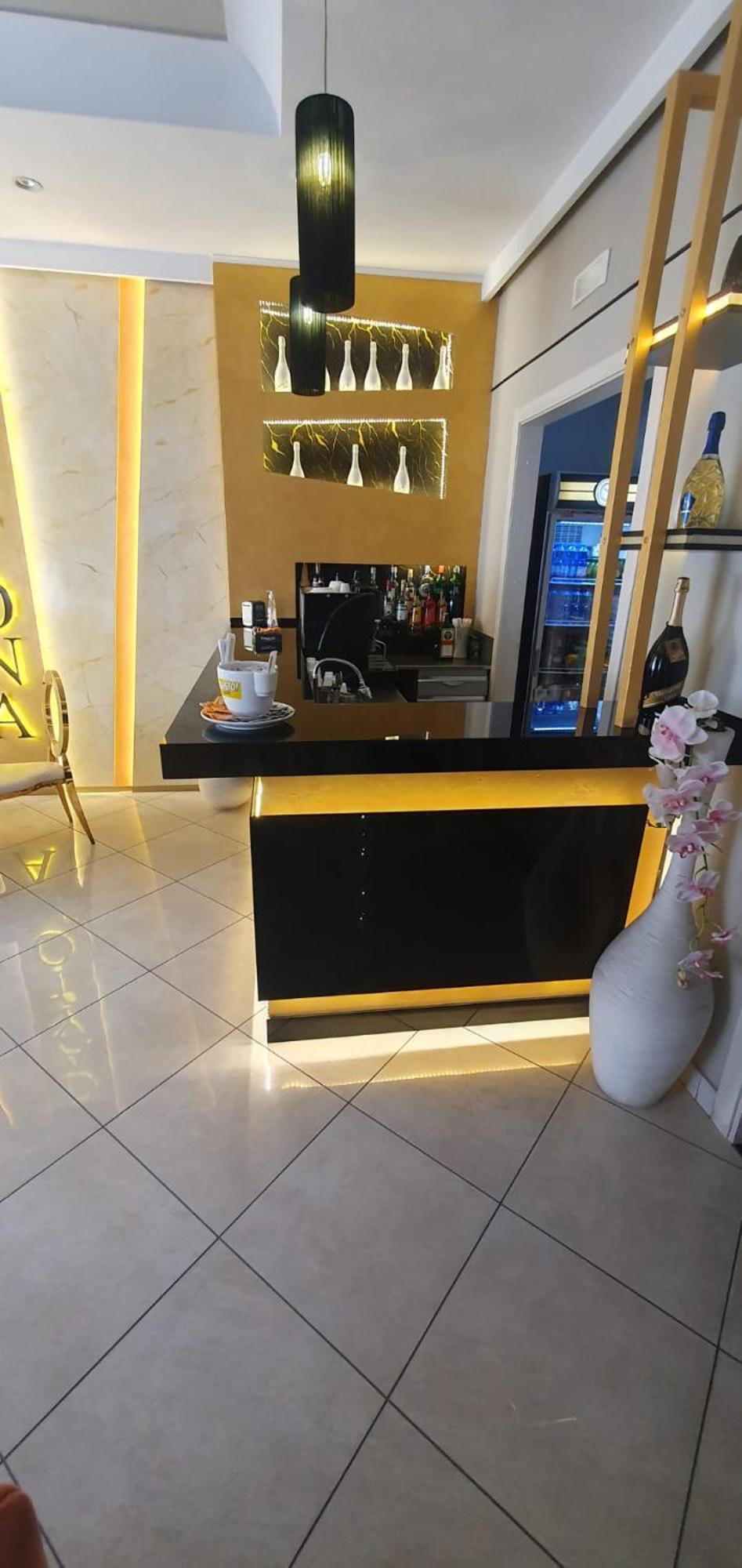 קאסוריה Hotel Daytona Palace מראה חיצוני תמונה
