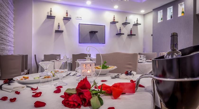 קאסוריה Hotel Daytona Palace מראה חיצוני תמונה