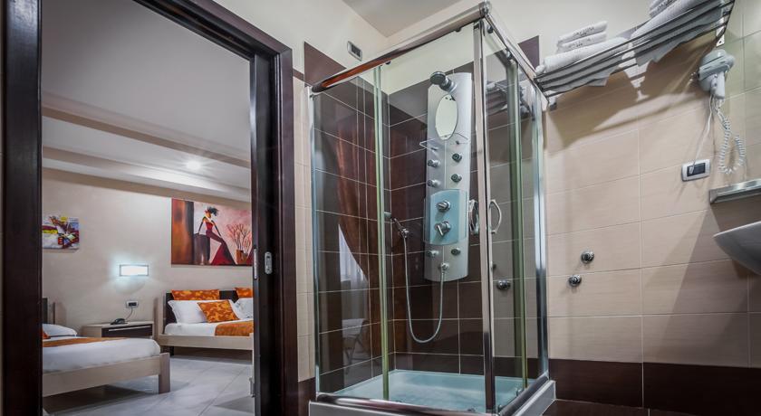 קאסוריה Hotel Daytona Palace מראה חיצוני תמונה