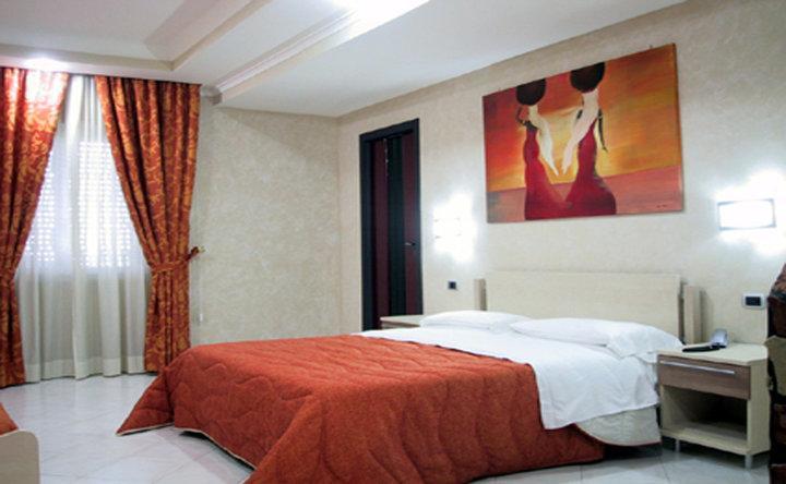 קאסוריה Hotel Daytona Palace מראה חיצוני תמונה